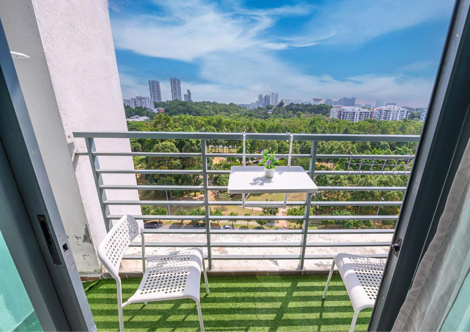 Cozy Park View Stay Above Dpulze Mall #Dp1 Сайберджая Экстерьер фото